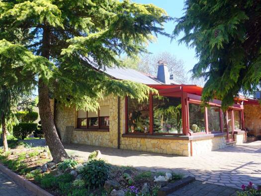 Einfamilienhaus zum Kauf 1.250.000 € 4 Zimmer 200 m² 4.682 m² Grundstück Bernburg Bernburg 06406