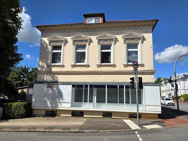 Mehrfamilienhaus zum Kauf provisionsfrei 475.000 € 10 Zimmer 226 m² 604 m² Grundstück Plöner Straße 33 Eutin 23701