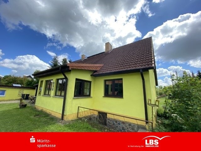 Einfamilienhaus zum Kauf provisionsfrei 138.000 € 6 Zimmer 90 m²<br/>Wohnfläche 4.610 m²<br/>Grundstück Torgelow am See Groß Plasten 17192