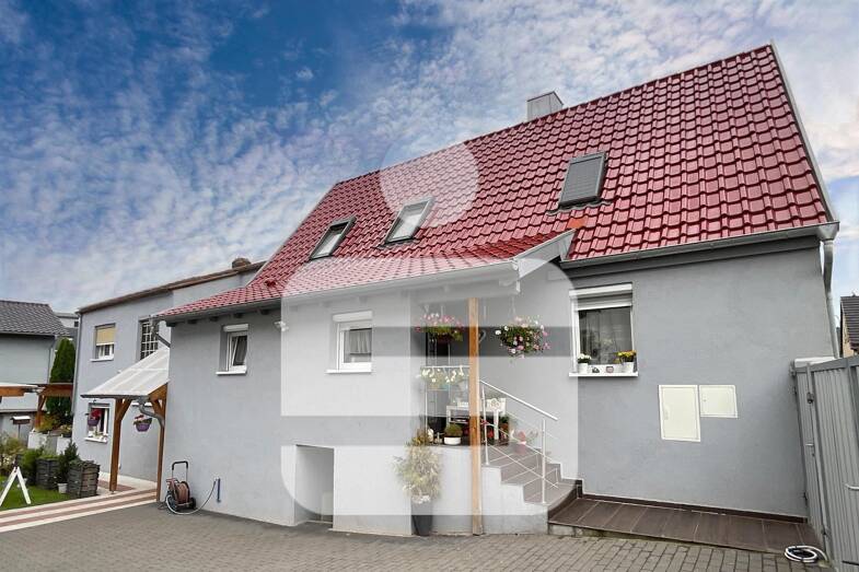 Mehrfamilienhaus zum Kauf 289.000 € 9 Zimmer 240 m² 796 m² Grundstück Nüdlingen Nüdlingen 97720