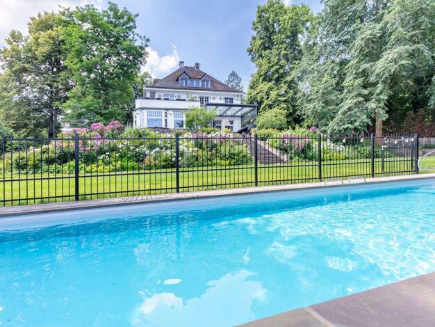 Villa zum Kauf 2.750.000 € 12 Zimmer 380 m² 3.516 m² Grundstück Muffendorf Bonn 53177