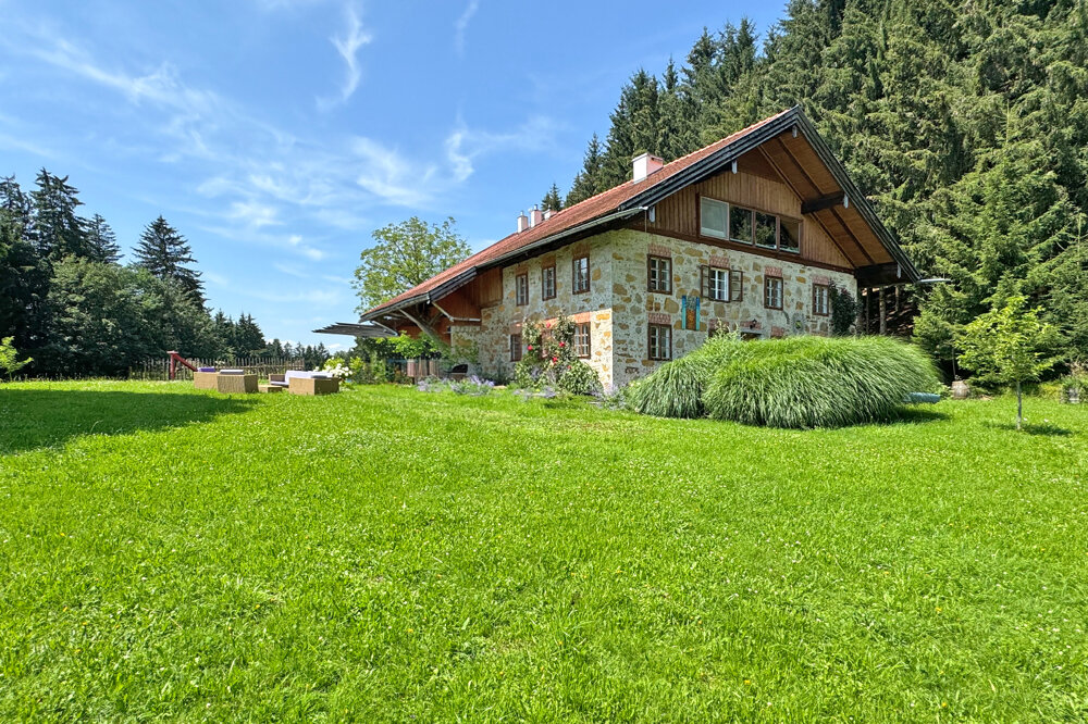 Bauernhaus zum Kauf 2.950.000 € 9 Zimmer 453,5 m²<br/>Wohnfläche 4.235 m²<br/>Grundstück Neumarkt am Wallersee 5202