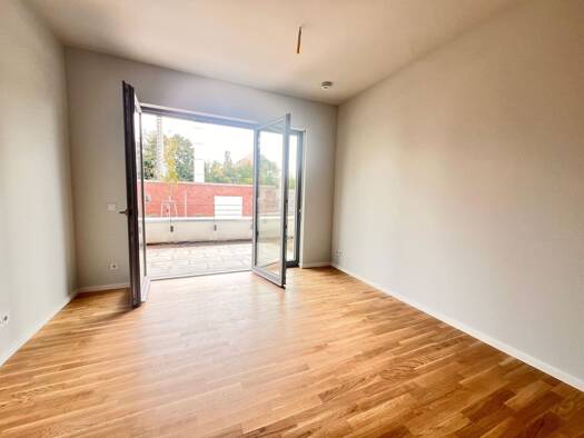 Studio zur Miete - Erstbezug 968 € 2 Zimmer 55,4 m² EG frei ab sofort Nauen 14641