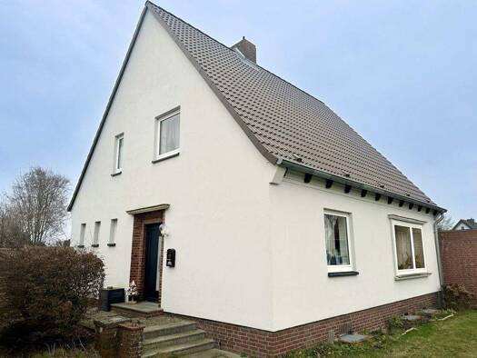 Einfamilienhaus zur Miete 1.200 € 5 Zimmer 140 m² 600 m² Grundstück Heide 25746