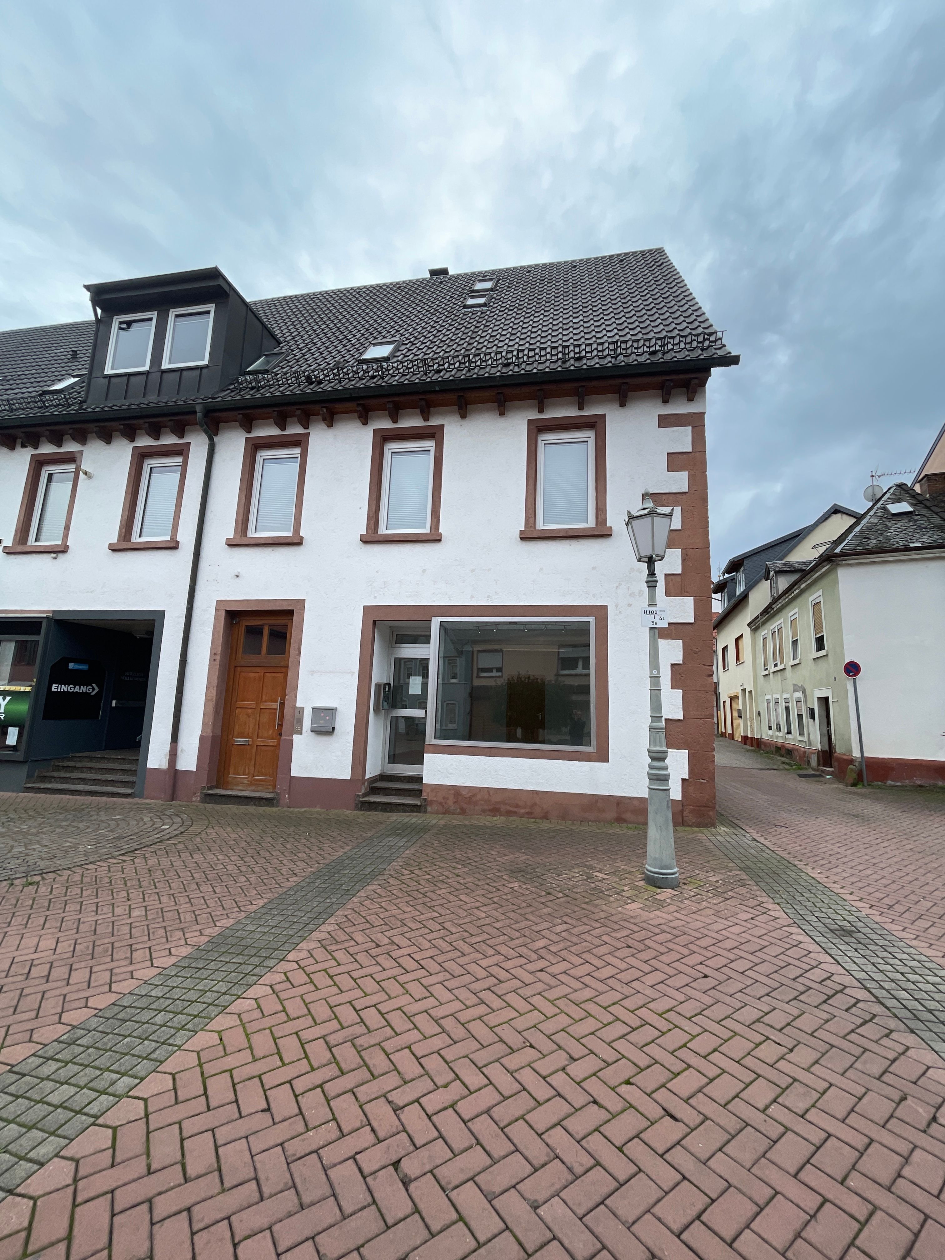 Verkaufsfläche zur Miete 500 € 2 Zimmer 45 m²<br/>Verkaufsfläche Schillerplatz 1 Grünstadt Grünstadt 67269