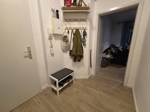 Wohnung zur Miete 350 € 2 Zimmer 48 m² Geschoss 1/3 frei ab 01.10.2026 Marktstraße 3 Freital Freital 01705
