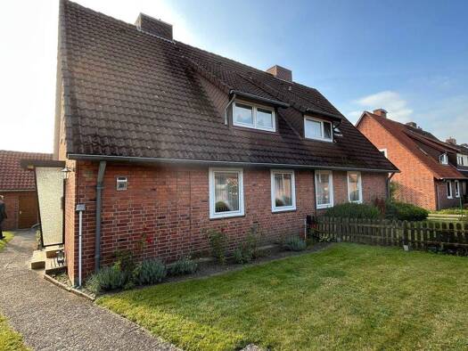 Doppelhaushälfte zum Kauf 179.000 € 4 Zimmer 80 m² 1.103 m² Grundstück Schneverdingen 29640