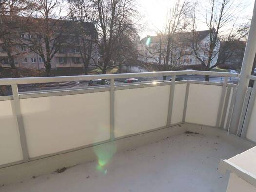 Wohnung zur Miete 388 € 3 Zimmer 59,8 m² 1. Geschoss Kopernikusstraße 23 Siegmar Chemnitz 09117