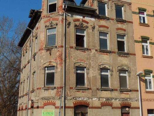 Mehrfamilienhaus zum Kauf provisionsfrei 74.997 € 24 Zimmer 237 m² 250 m² Grundstück Offenburger Allee 38 Altenburg 04600