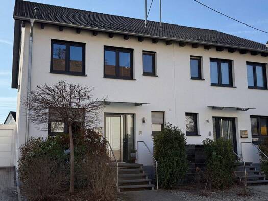 Doppelhaushälfte zum Kauf provisionsfrei 670.000 € 4 Zimmer 170,8 m² 380 m² Grundstück frei ab 01.12.2026 Haueneberstein Baden-Baden 76532