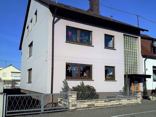 Studio zur Miete 440 € 1 Zimmer 24 m² UG frei ab 01.07.2026 Gürrichstraße Neureut Karlsruhe 76149