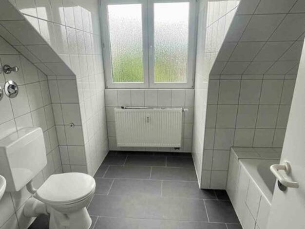 Wohnung zur Miete 650 € 2 Zimmer 60,5 m² Dachgeschoss frei ab 20.09.2025 Alte Straße 24 Körne Dortmund 44143