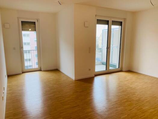 Wohnung zur Miete 590 € 1 Zimmer 36,4 m² 3. Geschoss Welserstraße 79 Rennweg Weiterer Innenstadtgürtel West / Nord / Ost 90489