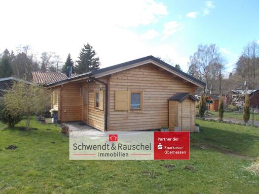 Haus zur Miete 400 € 2 Zimmer 40 m² 281 m² Grundstück Merkenfritz Hirzenhain 63697