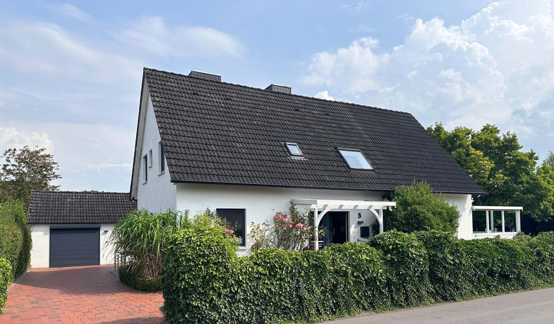 Einfamilienhaus zum Kauf provisionsfrei 685.000 € 7 Zimmer 195 m²<br/>Wohnfläche 600 m²<br/>Grundstück Hittfeld Seevetal Hittfeld 21218