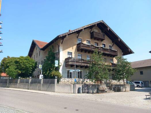 Mehrfamilienhaus zum Kauf 1 Zimmer 700 m² Schnaitsee Schnaitsee 83530