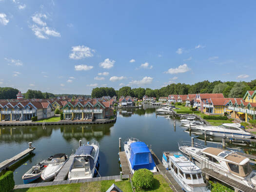 Reihenmittelhaus zum Kauf 395.000 € 5 Zimmer 83 m² 122 m² Grundstück Rheinsberg 16831