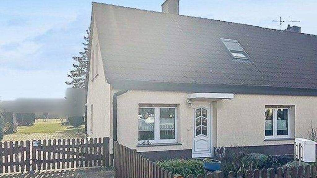 Doppelhaushälfte zum Kauf 169.000 € 3 Zimmer 87 m² 1.689 m² Grundstück Alt Königsborn Königsborn 39175