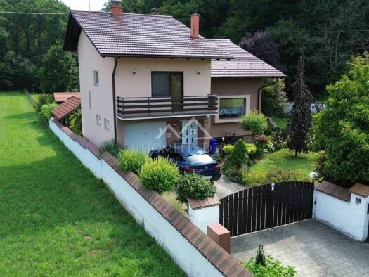 Einfamilienhaus zum Kauf 330.000 € 7 Zimmer 256 m² Crna Gora, Koprivnica Koprivnica 48000