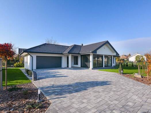 Bungalow zum Kauf - Erstbezug provisionsfrei 611.100 € 4 Zimmer 150,1 m² 945 m² Grundstück Gyenesdiás 8315