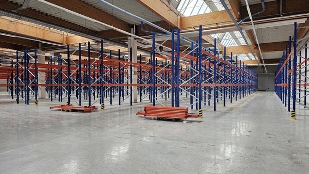 Lagerhalle zur Miete 4,90 € 3.928 m² Lagerfläche Atter Osnabrück 49076