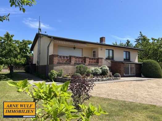 Einfamilienhaus zum Kauf 149.000 € 4 Zimmer 89,2 m² 975 m² Grundstück Dobbertin Dobbertin 19399