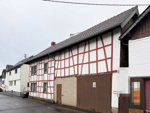 Haus zum Kauf 88.000 € 6 Zimmer 204 m² 226 m² Grundstück Wershofen Wershofen 53520