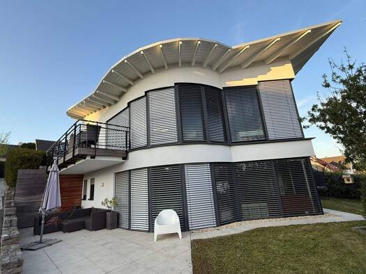 Villa zum Kauf provisionsfrei 7 Zimmer 310 m² 608 m² Grundstück Nauborn Wetzlar 35580