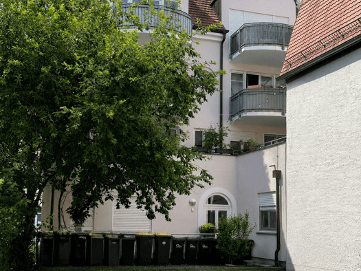 Gewerbeobjekt zum Kauf als Kapitalanlage geeignet 949.000 € 16 Zimmer 639,2 m² 518,3 m² Grundstück Borna Borna 04552