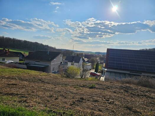 Grundstück zum Kauf provisionsfrei als Kapitalanlage geeignet 80.300 € 730 m² Grundstück Kalkgrube 13 Oberfüllbach Ebersdorf b.Coburg 96237