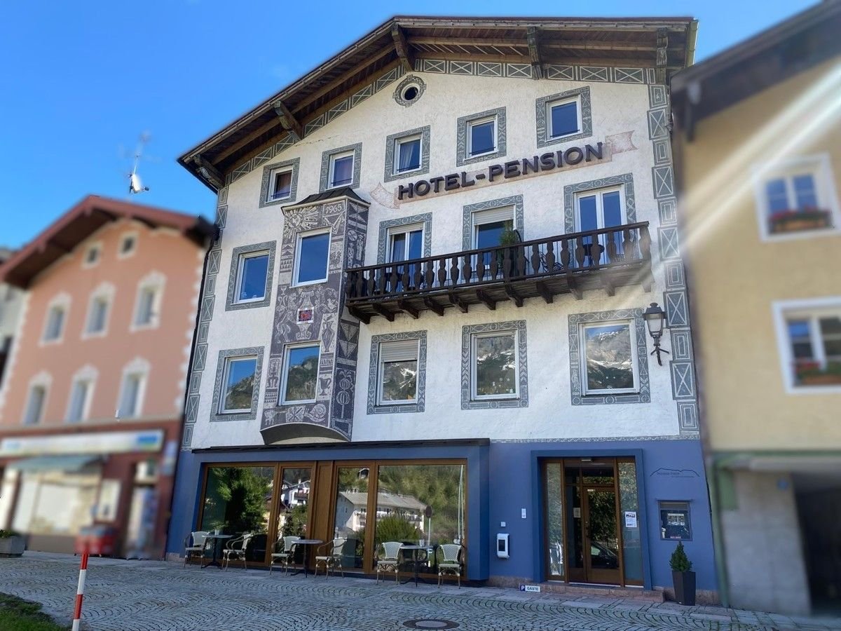 Haus zum Kauf 1.980.000 € 15 Zimmer 632 m²<br/>Wohnfläche 1.320 m²<br/>Grundstück Marktschellenberg 83487