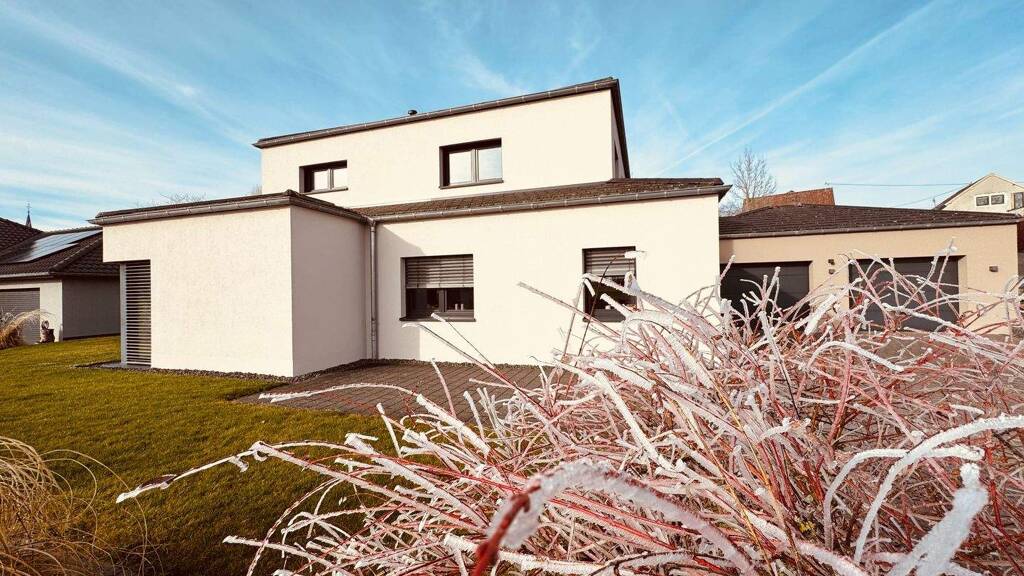 Einfamilienhaus zum Kauf 749.000 € 7 Zimmer 198 m² 790 m² Grundstück Lambertsberg 54649