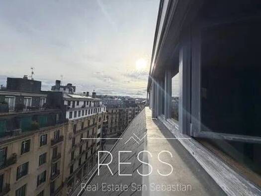 Wohnung zum Kauf 830.000 € 3 Zimmer 120 m² 7. Geschoss Calle Reyes Catolicos San Sebastián 20006