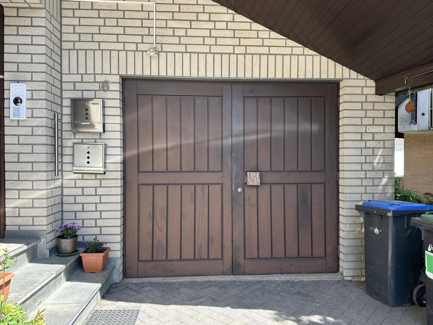 Immobilie in Horn-Bad Meinberg - Erdgeschosswohnung mit Wintergarten im 2-Familienhaus- ruhige Wohnlage - Bild 1