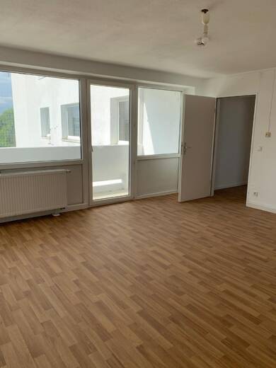 Wohnung zur Miete 842 € 4 Zimmer 99,2 m² 3. Geschoss frei ab 11.06.2025 Ewald-Kluge-Str. 2 Auto-Union-Bezirk Ingolstadt 85057
