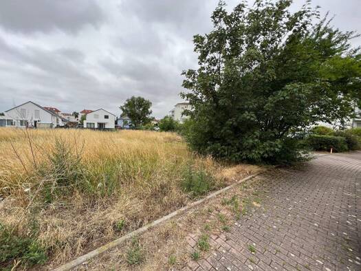 Grundstück zum Kauf provisionsfrei 93.500 € 827 m² Grundstück Großkugel Kabelsketal 06184