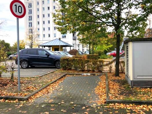 Außenstellplatz zur Miete provisionsfrei 50 € Bleckenburgstraße 3 Buckau Magdeburg 39104