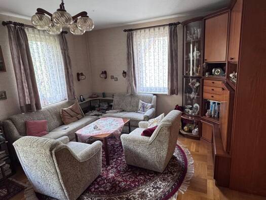 Haus zur Miete 2.000 € 4 Zimmer 150 m² 800 m² Grundstück frei ab sofort Ötlingen Kirchheim unter Teck 73230