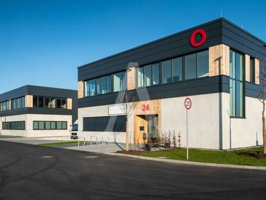 Halle/Industriefläche zur Miete provisionsfrei 4.415 m² Lagerfläche teilbar ab 2.187 m² Lierenfeld Stadtbezirk 8 40231