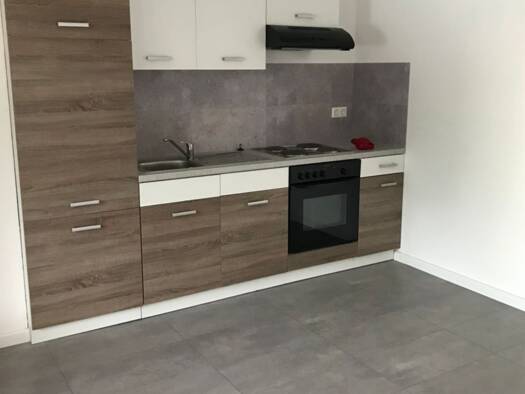 Studio zur Miete 550 € 1 Zimmer 50 m² Geschoss 2/3 frei ab sofort Landau Landau an der Isar 94405