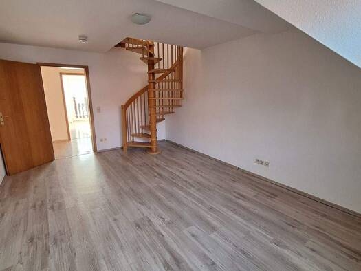 Maisonette zur Miete 399 € 3 Zimmer 61 m² 3. Geschoss frei ab sofort Fischerstraße 23 Freiberg 09599