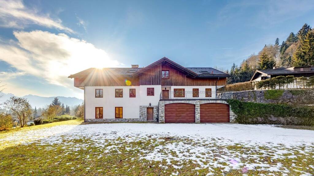 Sonstiges zum Kauf als Kapitalanlage geeignet 2.900.000 € 13 Zimmer 1.055,7 m² 7.002,1 m² Grundstück Agg Oberaudorf 83080