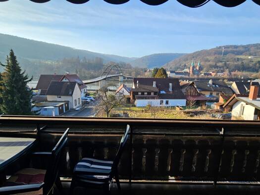 Wohnung zur Miete 680 € 3,5 Zimmer 100 m² EG frei ab sofort Erlach Neustadt a.Main 97845