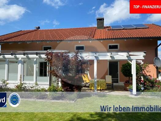 Einfamilienhaus zum Kauf 649.000 € 7 Zimmer 205 m² 1.060 m² Grundstück Kirchberg Kirchberg i. Wald 94259