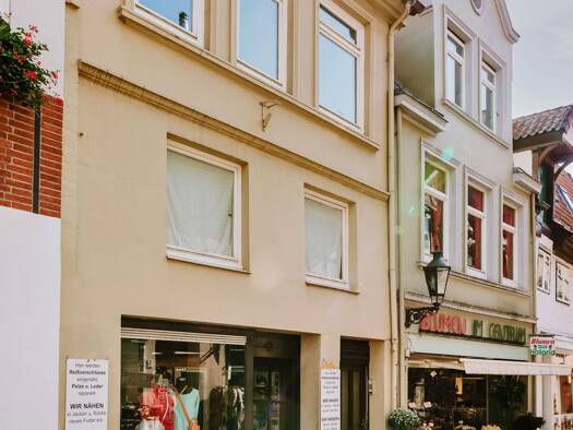 Gewerbeobjekt zum Kauf als Kapitalanlage geeignet 380.000 € 5 Zimmer 160 m² 85 m² Grundstück Altstadt Lüneburg 21335