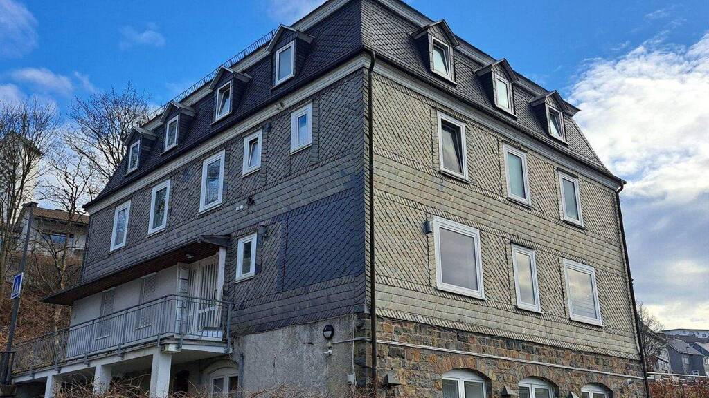 Mehrfamilienhaus zum Kauf 340.000 € 15 Zimmer 420 m² 479 m² Grundstück Erndtebrück 57339