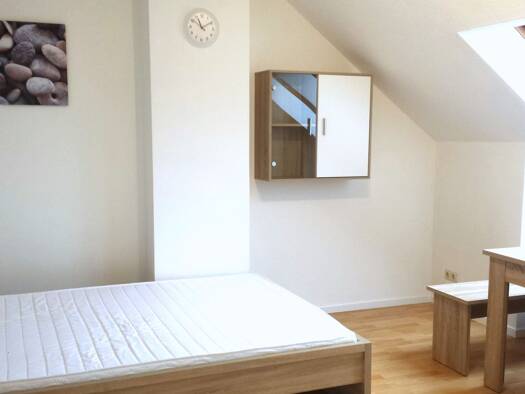 Wohnung zum Kauf provisionsfrei 144.000 € 1 Zimmer 29 m² Geschoss 4/4 frei ab 01.10.2026 Am Buck 19 Herzogenaurach Herzogenaurach 91074