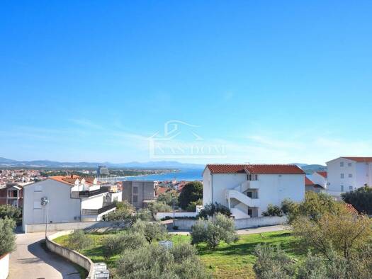 Einfamilienhaus zum Kauf 750.000 € 7 Zimmer 390 m² Vodice 22211