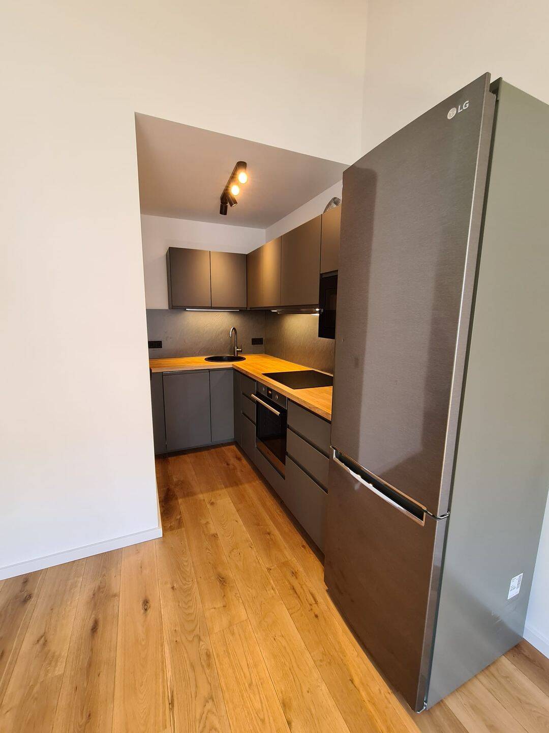 Wunderschöne, hochwertig modernisierte Maisonettewohnung - ideal für Investoren oder zur Eigennutzung – Trier – Vorschaubild 7