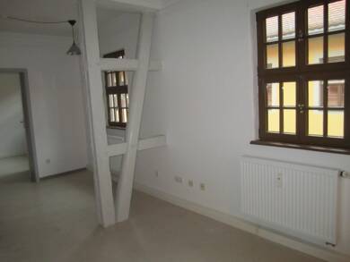 Wohnung zur Miete 270 € 2 Zimmer 43,5 m² 2. Geschoss Naumburg Naumburg 06618